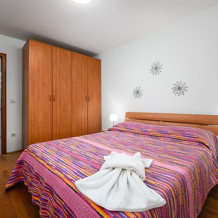 Stancija Amorozo 6 Porec Bagian luar foto